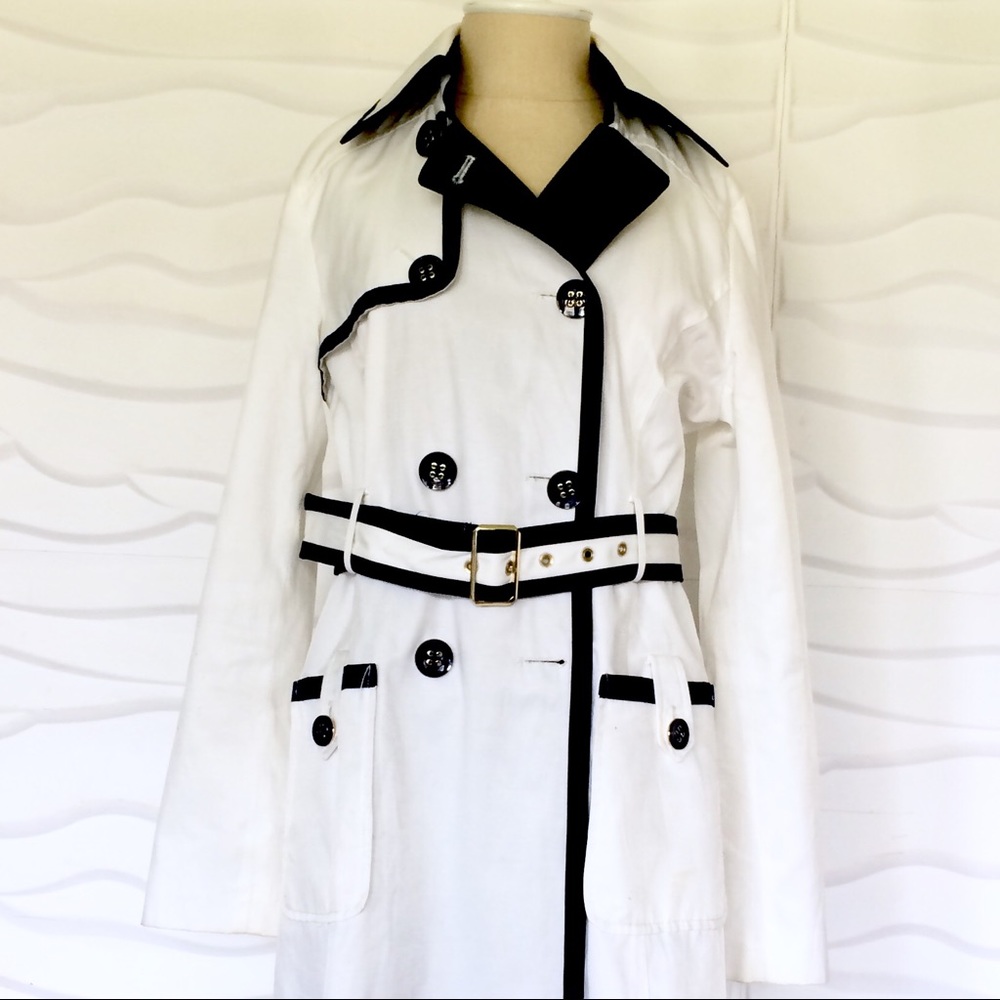 GUESS trench coat